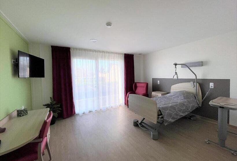 Студия Стандарт, Relais Les Rives Du Lac