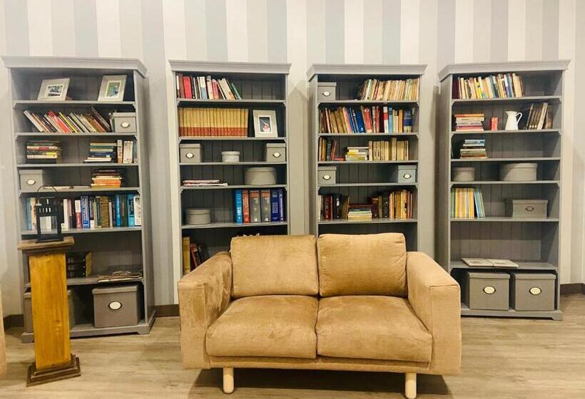 استودیو استاندارد با تخت کینگ, Portanova Suites  5 Minutos De Cercanía Al Aeropuerto