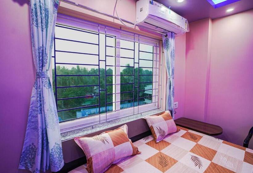 豪华房间, River Leaf Inn Taki !! Luxurious Rooms With River Facing Private Balconies !!