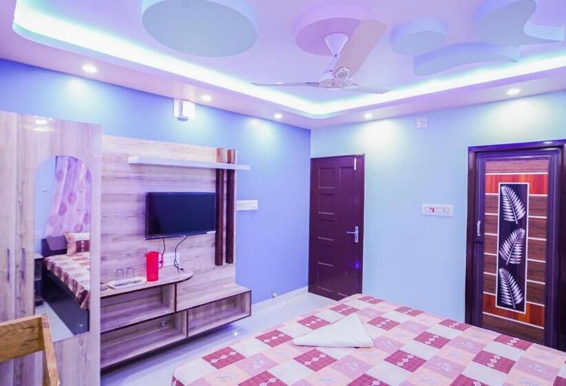 豪华房间, River Leaf Inn Taki !! Luxurious Rooms With River Facing Private Balconies !!