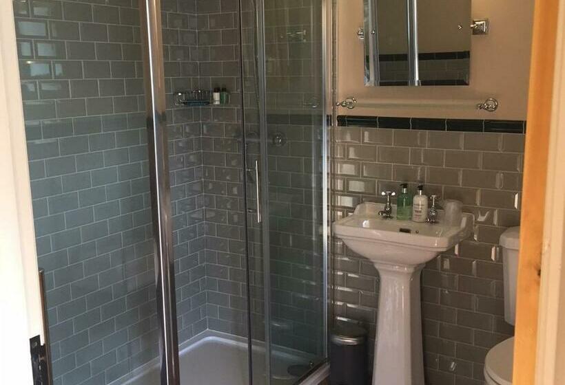 Четырехместный Номер Классик, The Blackboys Inn