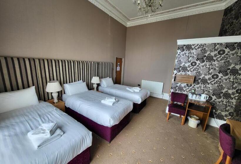 Triple Room Sea View, Cliffe Norton