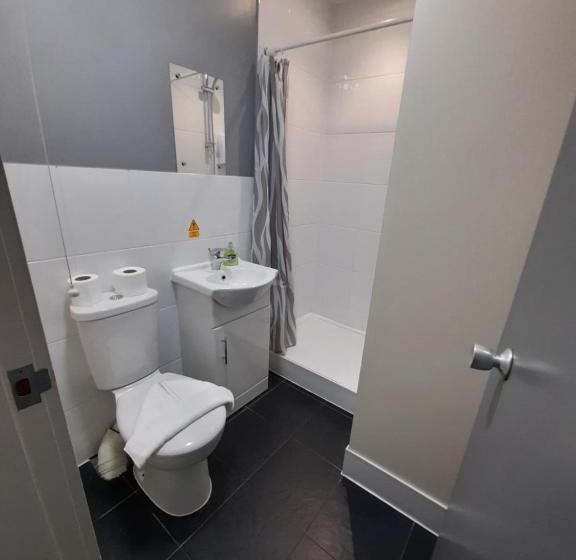 Люкс 2 Спальни, Lymedale Suites Studios & Aparthotel In Newcastle Under Lyme & Stoke