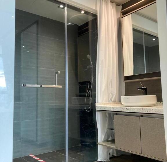 استودیوی استاندارد, Studio Klcc Rooftop Pool Sky Gym Pool View