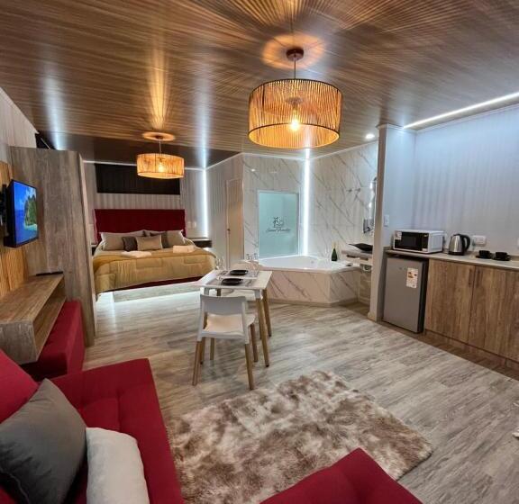 디럭스 스위트, Sunset Paradise Suites