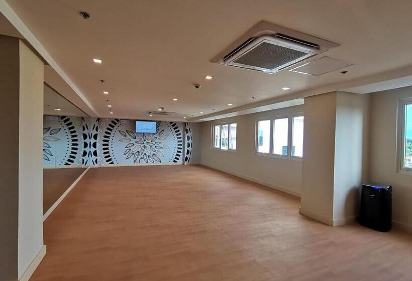 디럭스 스튜디오, Condo Home With Fast Wifi In Bacolod City