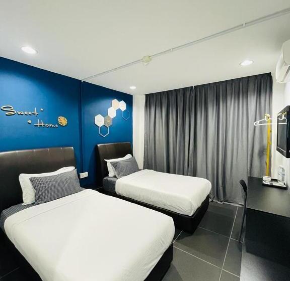 Номер Deluxe, Halo Rooms