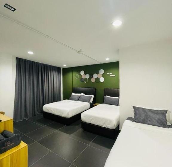 Family Suite, Halo Rooms