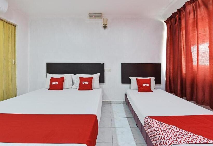 سوییت سوپریور, Oyo 90806 Rumah Tumpangan Laut Selatan