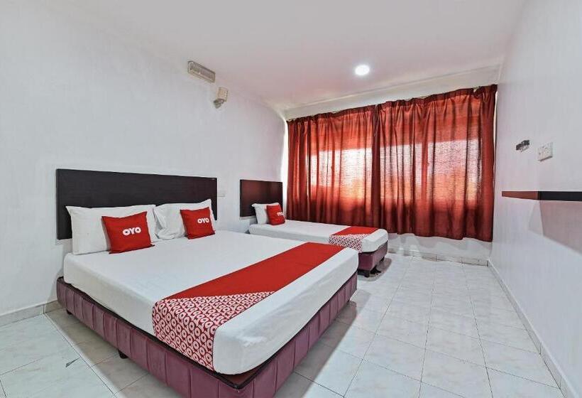 سوییت سوپریور, Oyo 90806 Rumah Tumpangan Laut Selatan