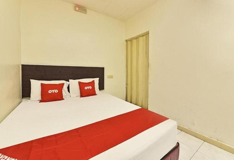 اتاق استاندارد, Oyo 90806 Rumah Tumpangan Laut Selatan