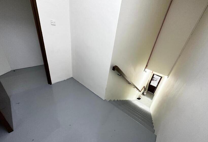 Номер Стандарт Совместная Ванная, Jiaxin Dormitory Setia Indah 家馨青年旅宿