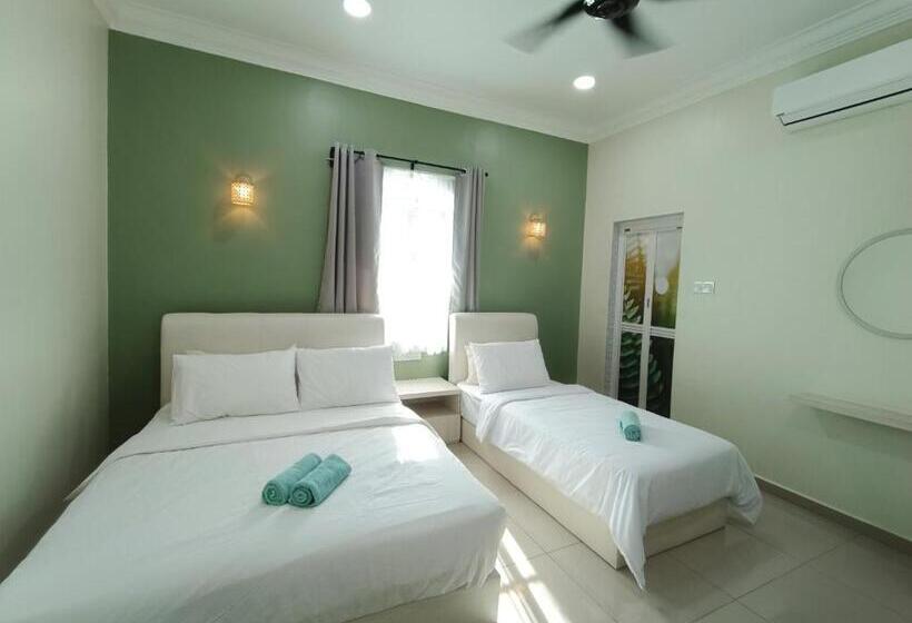 اتاق استاندارد چهار تخته, Villa Dracaena Melaka With Swimming Pool, Hill View And 20 Minutes To Town