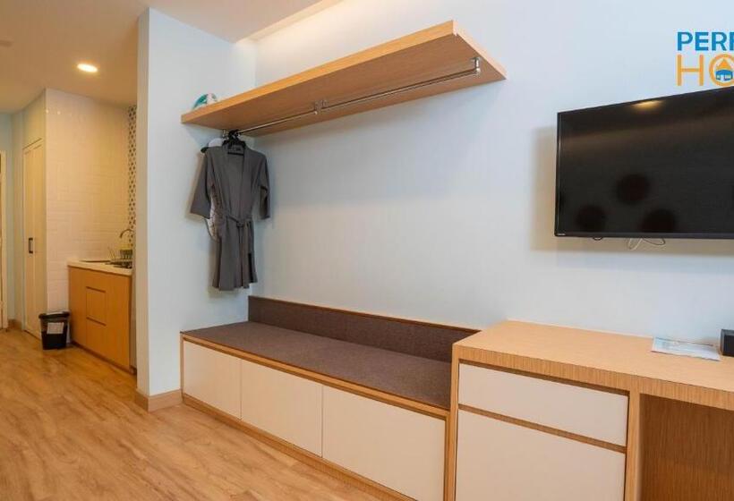 Студия Deluxe, Damai Laut Escape By Perfect Host
