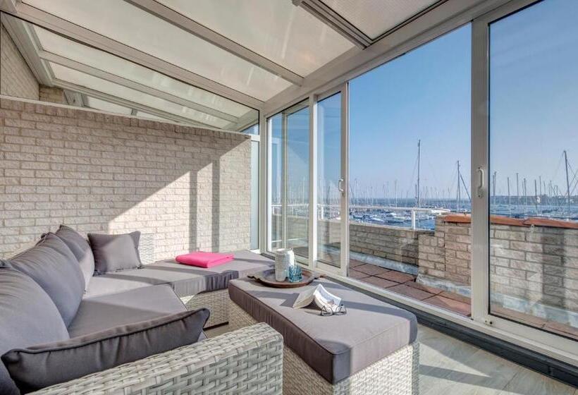 带1个卧室的公寓, Summio Marina Port Zélande