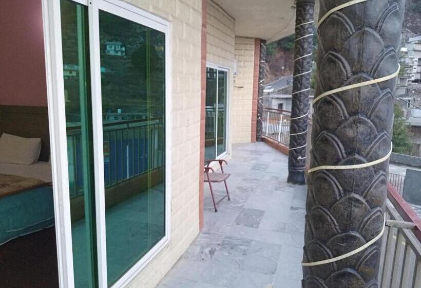 اتاق استاندارد با تراس, Al Sadiq Guest House