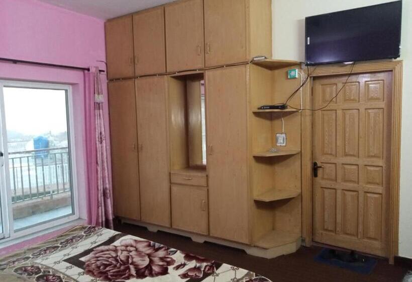 اتاق استاندارد با تراس, Al Sadiq Guest House