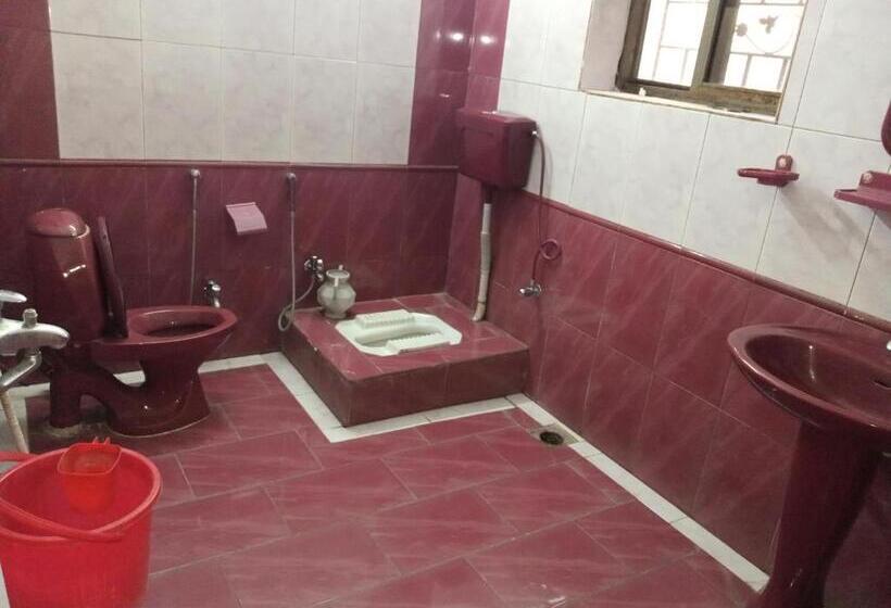 سوییت دوبلکس, Al Sadiq Guest House