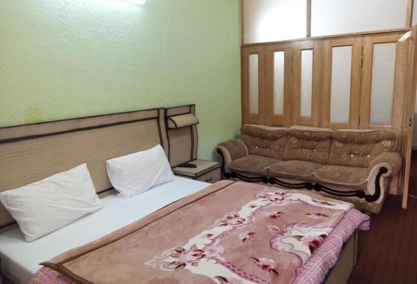 سوییت دوبلکس, Al Sadiq Guest House