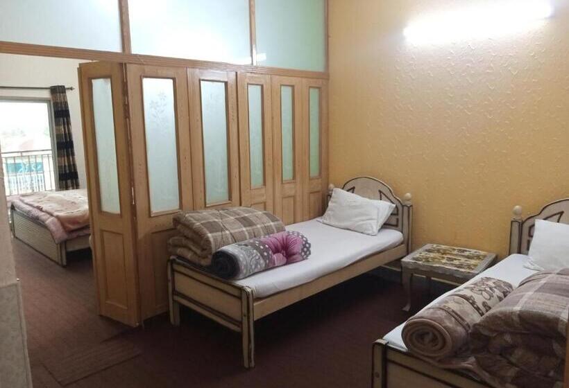 سوییت دوبلکس, Al Sadiq Guest House