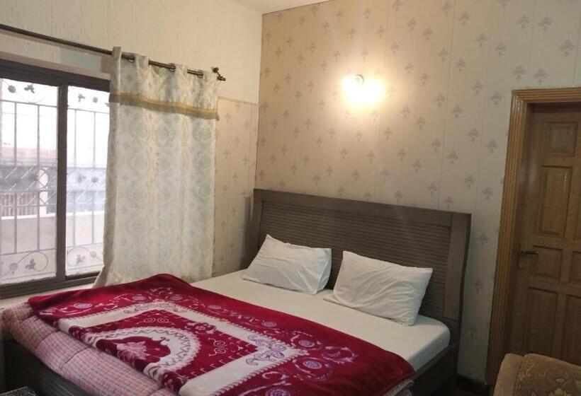 اتاق اکونومی, Al Sadiq Guest House