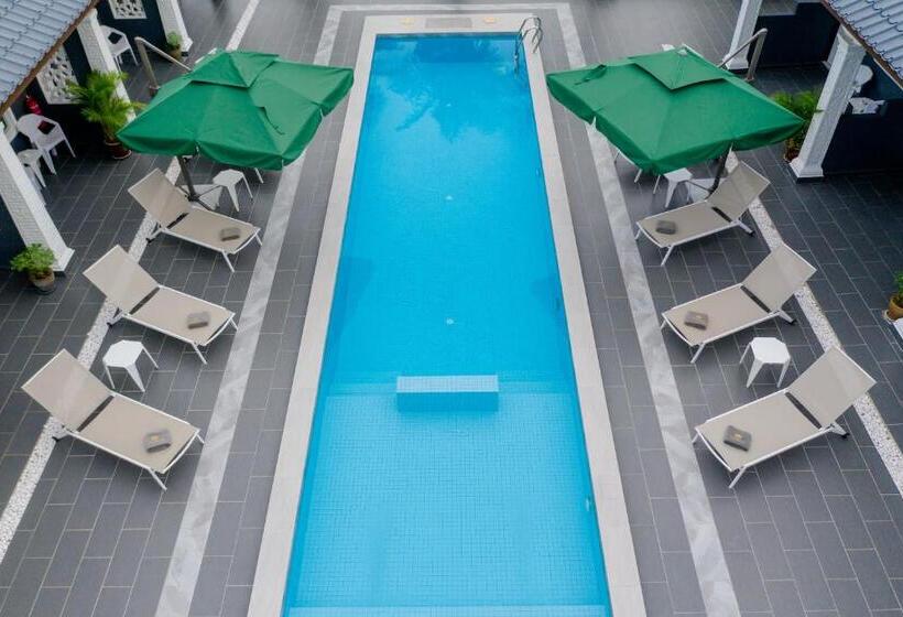 Quarto Superior Cama King, Cenang Rooms With Pool By Virgo Star Resort