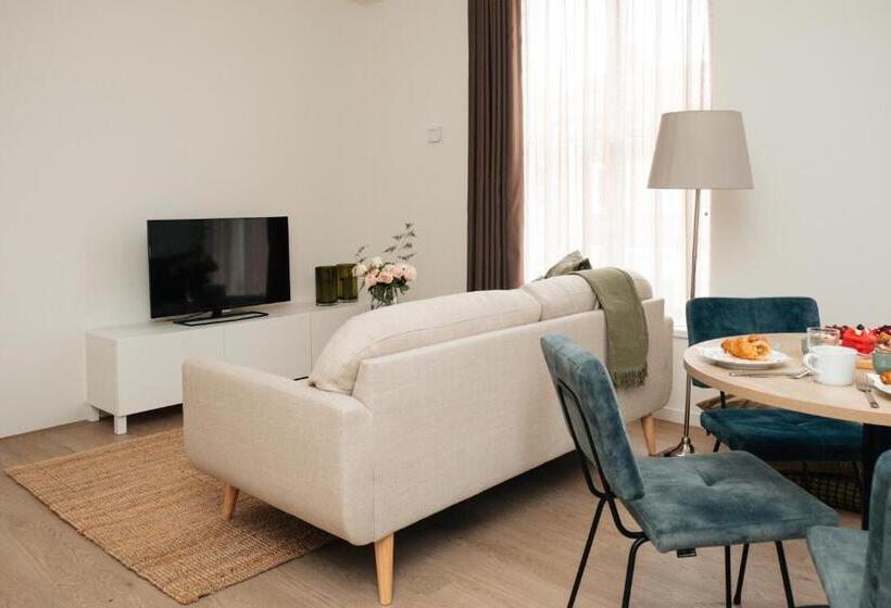 Апартаменты Пентхаус 1 Спальня, Urban Suites