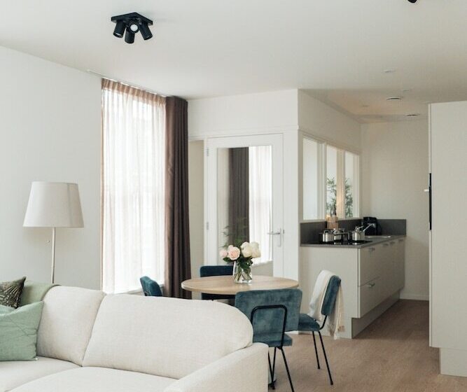 Апартаменты Deluxe 1 Спальня, Urban Suites