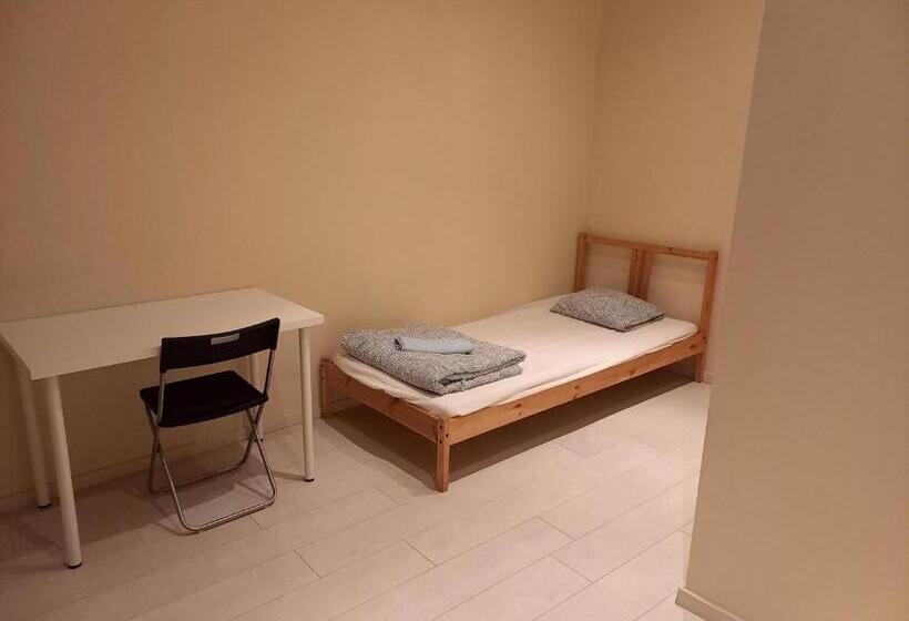 スタンダードシングルルーム, Gb Apartments
