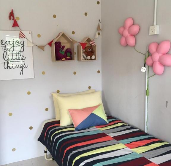 Дом 4 Спальни, D Houzz