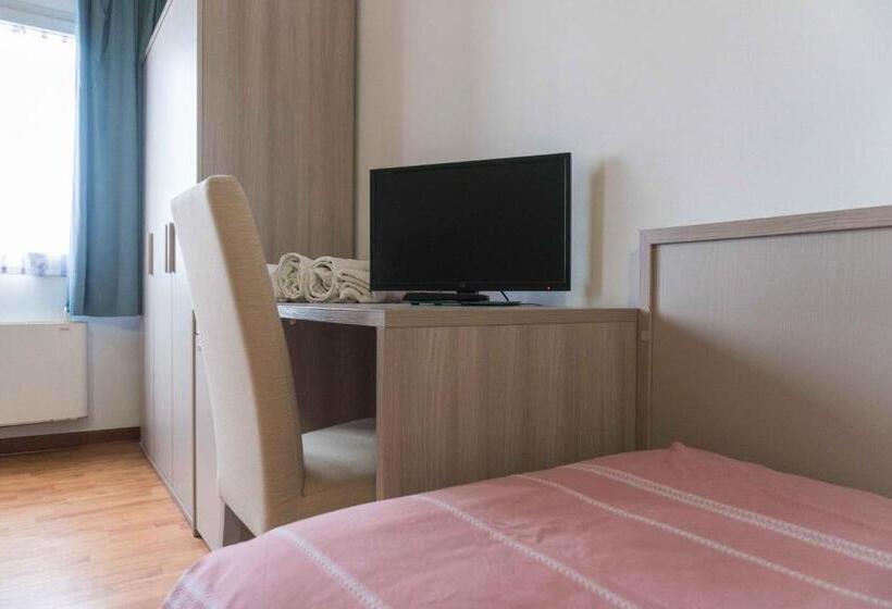 Номер Стандарт, Ristorante Albergo Al Donatore