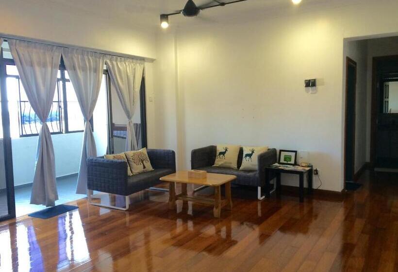 اتاق لوکس, Jen Homestay