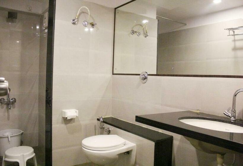 Quarto Deluxe, Capital O 1761 Aavass Inn Paradise