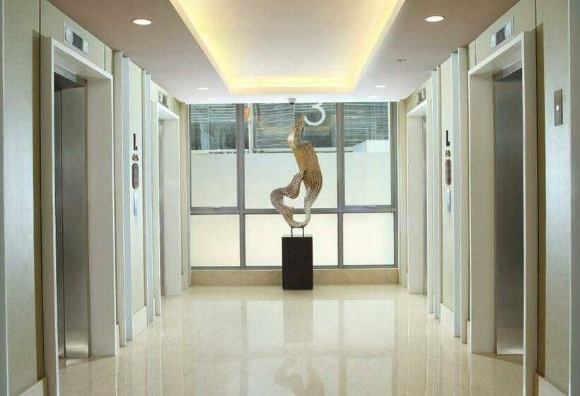 Номер Deluxe, Santika Premiere Ice  Bsd City