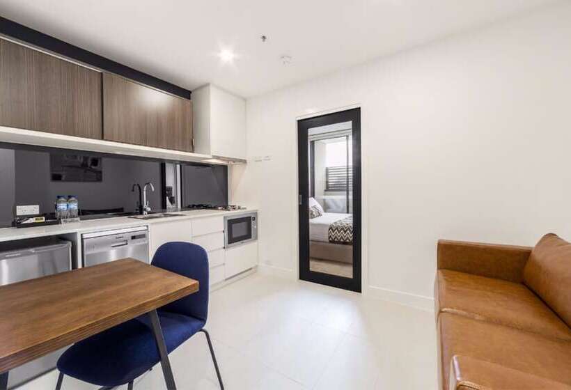 이그제큐티브 스위트, Whitehorse Apartment