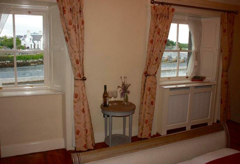 디럭스 룸 바다 전망, Corrib House Guest Accommodation