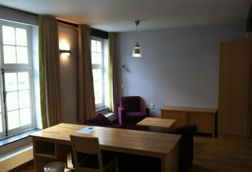 Номер Superior, Irish College Leuven