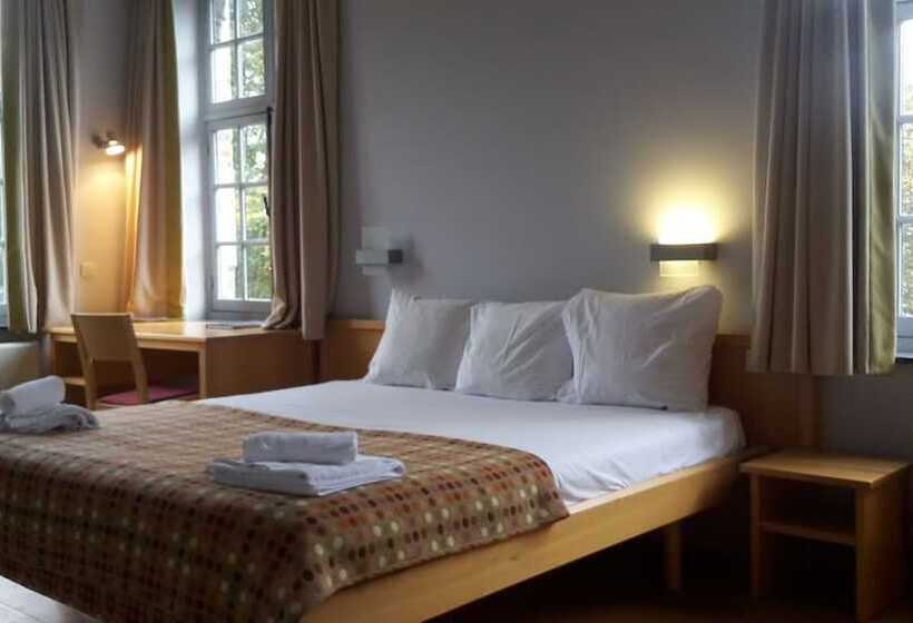 Номер Стандарт, Irish College Leuven