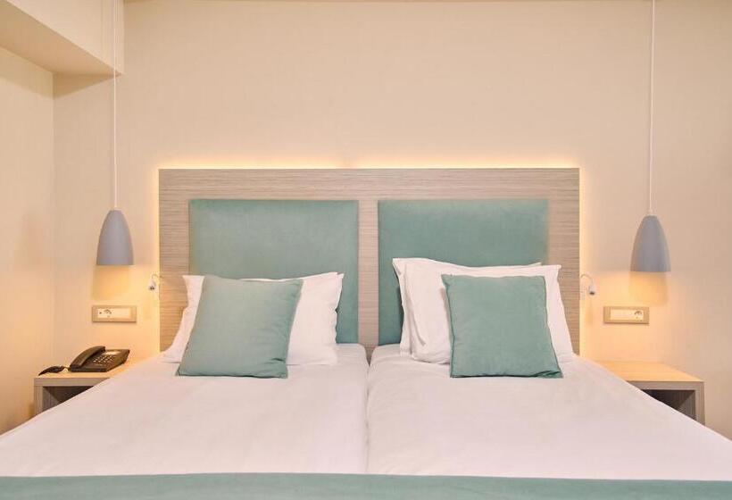 اتاق خانوادگی با چشمانداز استخر, Palazetto Suites Zakynthos   Adults Only