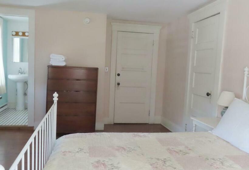 Номер Стандарт Вид на Сад, Morning Glory B&b