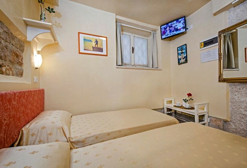 스탠다드 룸, Guest House Sotto I Volti Centro Storico