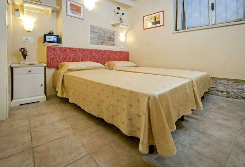 스탠다드 룸, Guest House Sotto I Volti Centro Storico