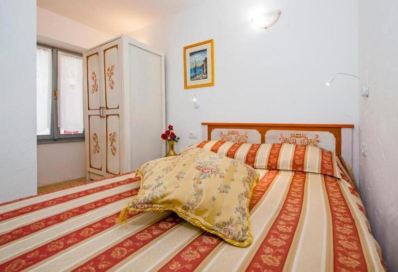 싱글 기본룸, Guest House Sotto I Volti Centro Storico