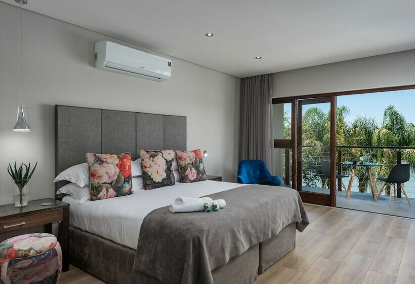 Номер Deluxe, River Place Manor