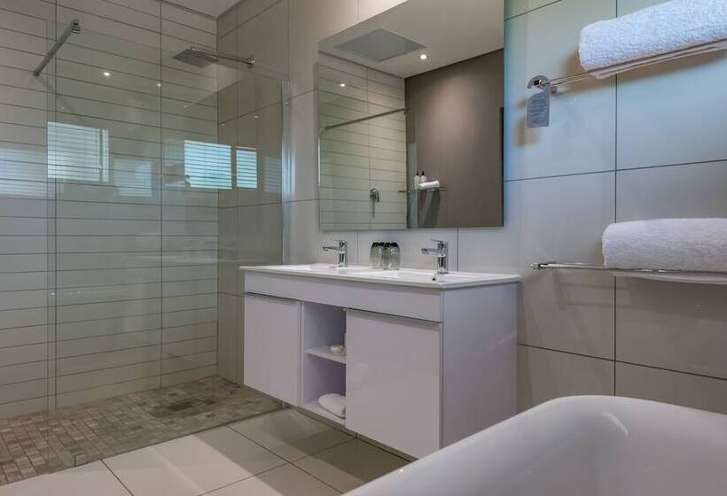 Номер Deluxe, River Place Manor