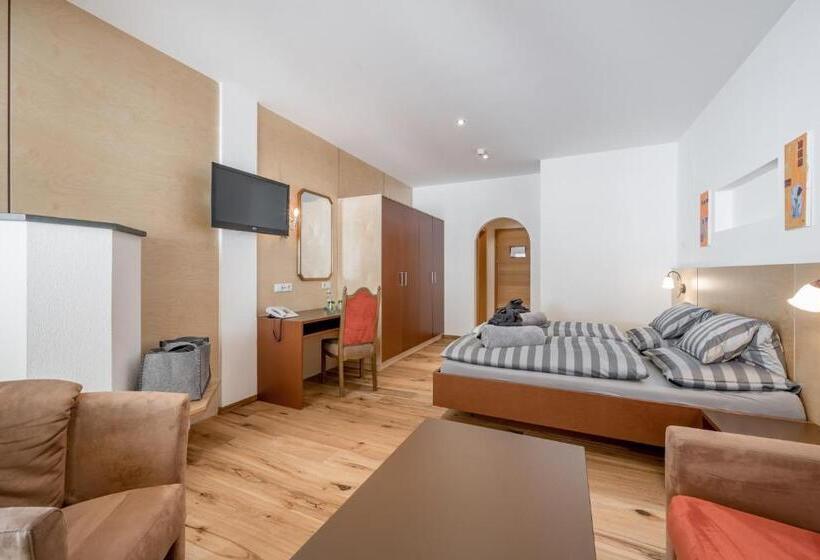 سوییت جونیور با بالکن, 4 Sterne Superior Mühle Resort 1900   Adults Only