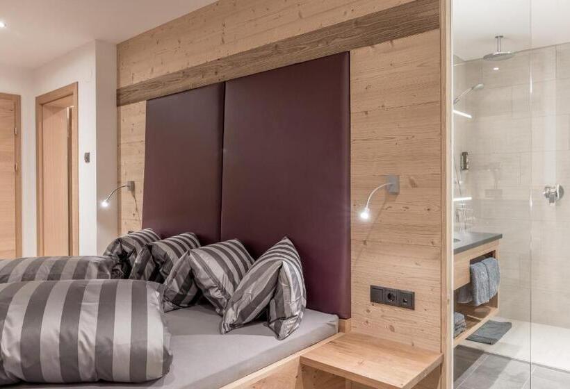 Quarto Deluxe com Sacada, 4 Sterne Superior Mühle Resort 1900   Adults Only