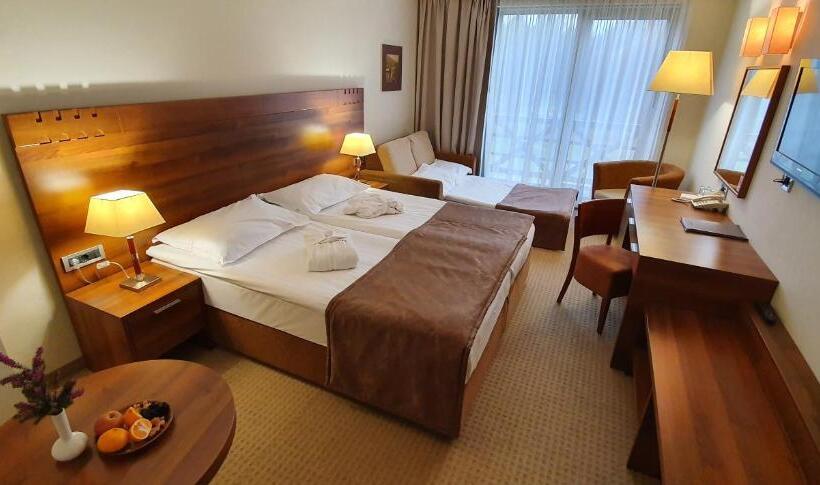 חדר משפחתי, Trakošćan