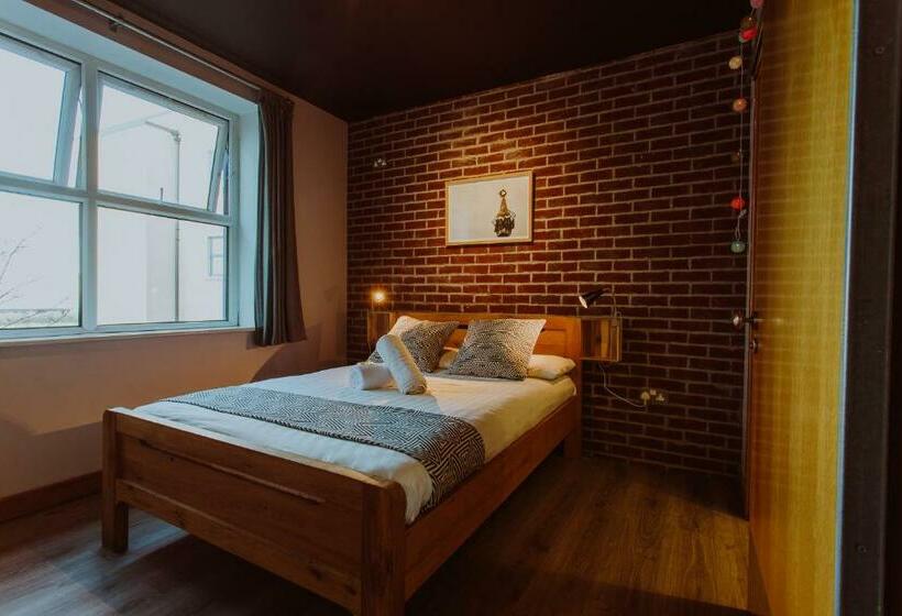 اتاق استاندارد, The Nest Boutique Hostel