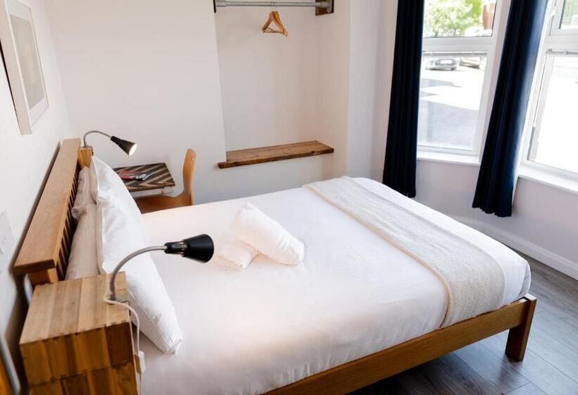اتاق استاندارد, The Nest Boutique Hostel
